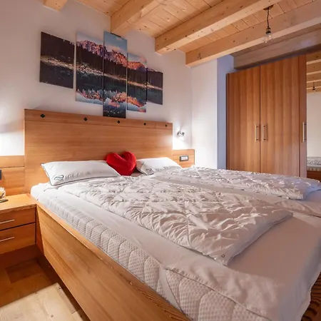 Ciasa Marta Apartment *